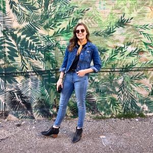 Meet your Posher, Taylor